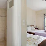 Vardia A Apartment